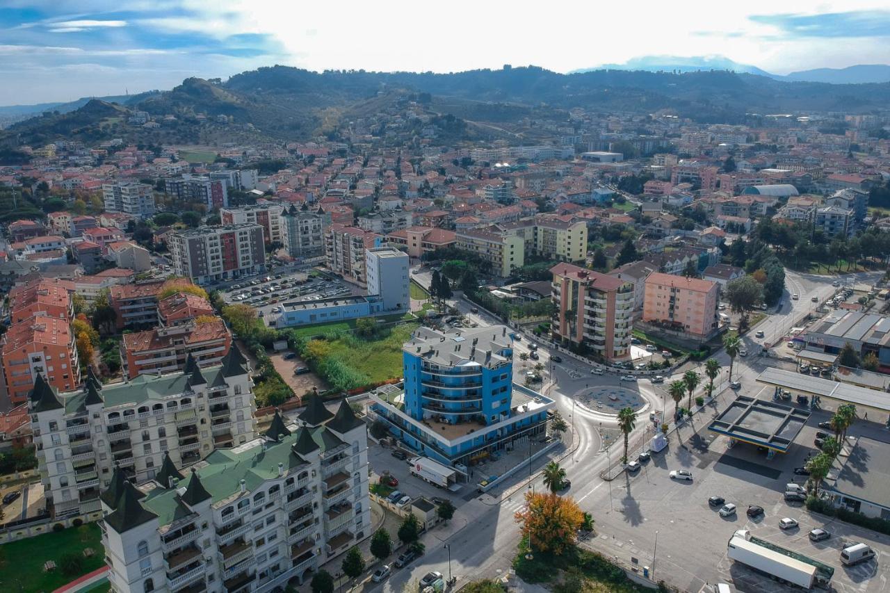 Montesilvano Marina B&B Palazzo Del Toro المظهر الخارجي الصورة